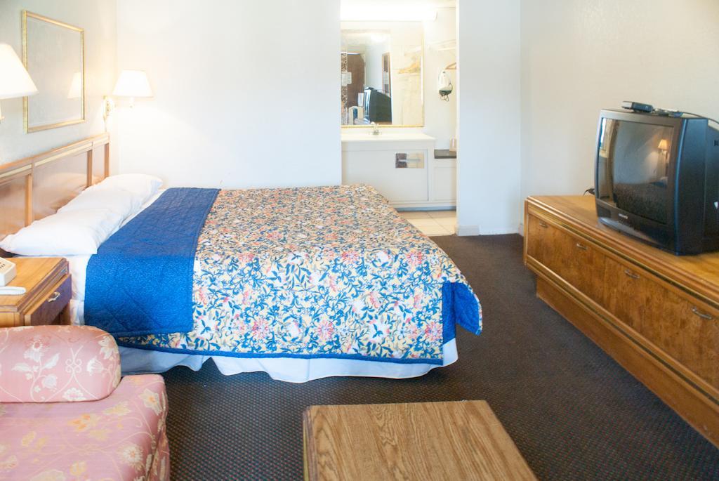 Executive Inn Джаксънвил Екстериор снимка